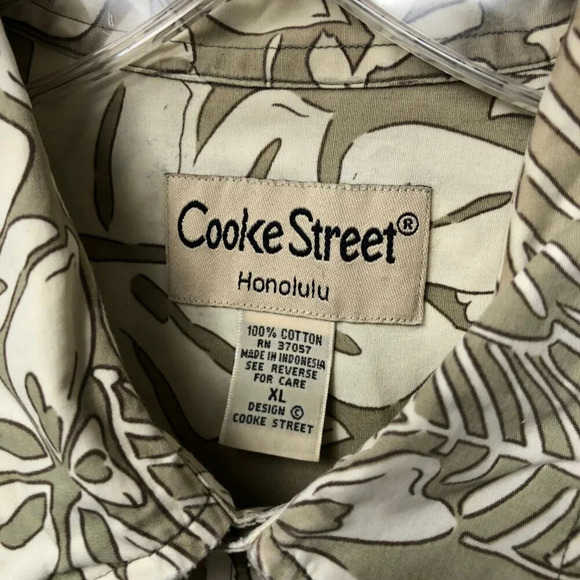 Cooke Street Honolulu Aloha Hawaiian Print Shirt size XL Casual Vacation - Picture 4 of 5